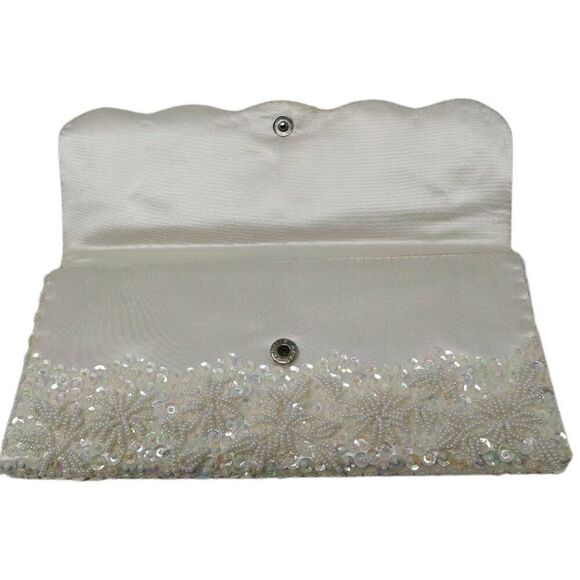 Vintage Iridescent Cream Hand Embellished Beaded Clutch | 1950s-1960s - Picture 3 of 4